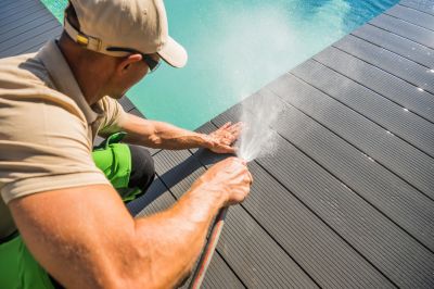 Deck Cleaning & Maintenance